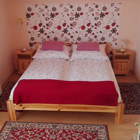 Marina-Bük Apartmanház Ngoại thất bức ảnh